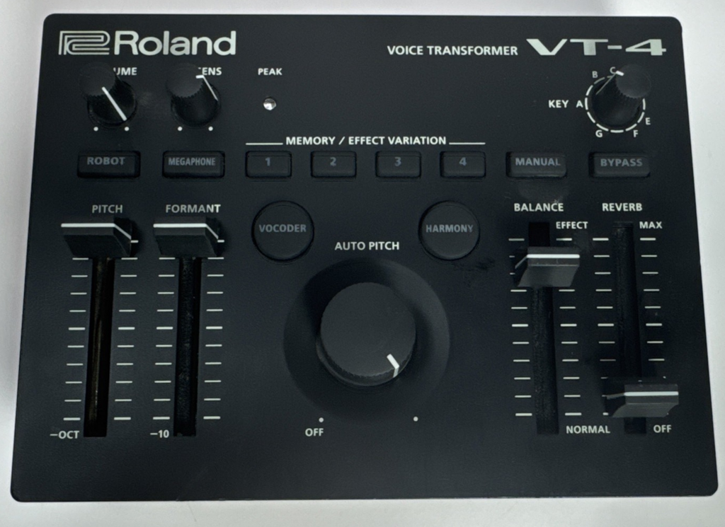 Roland VT-4 Voice Transformer Effect Processor Vocal Tabletop Voice Transformer