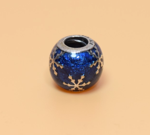 Pandora Sterling Winter Delight Charm #796357EN63