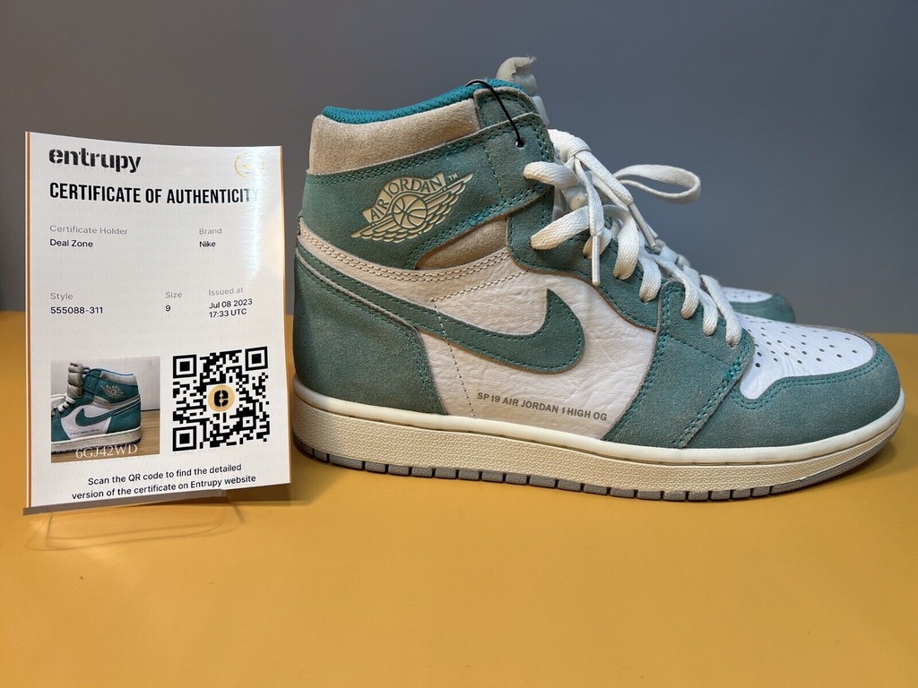 Size 9 - Jordan 1 Retro High OG Turbo Green 2019 555088-311 Preowned