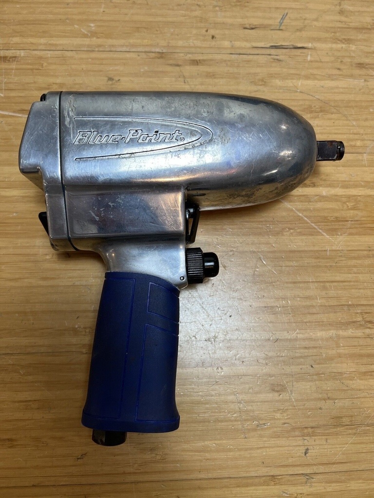 Blue-Point AT5500 1/2" Drive Air Impact Wrench Pre owned works Good