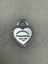 [4806-2] 18k Gold and Diamond Return to Tiffany & Co Heart Pendant RTT Small 750