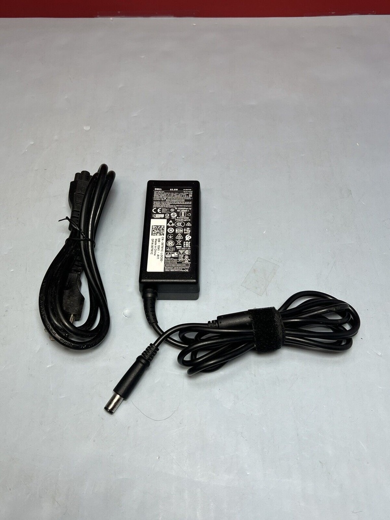 Original OEM Dell 65W 19.5V AC Adapter DA65NM111-00 HA65NS5-00 LA65NS2-01