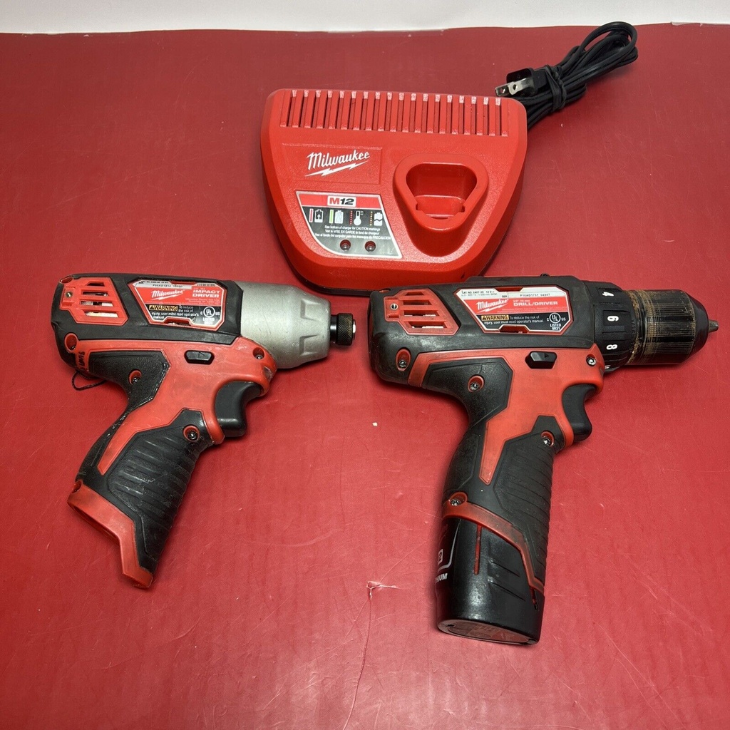 Milwaukee 2407-20, 2462-20 M12 Set w/ charger and battery