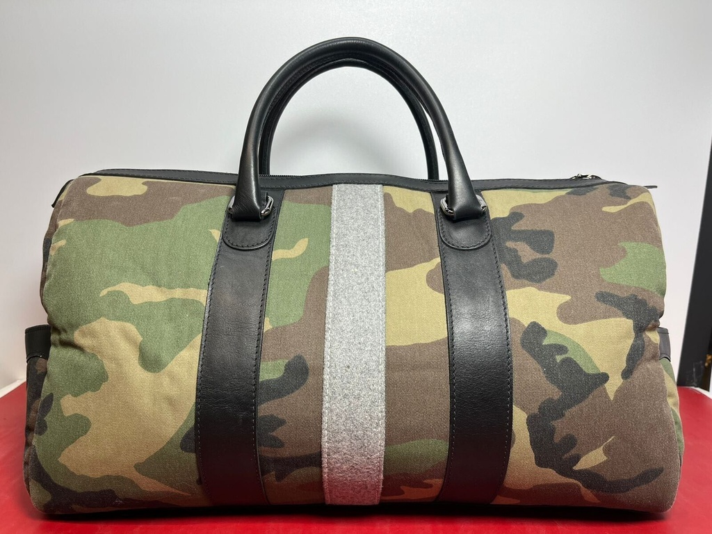 Monte & Coe | camo weekender bag - Excellent Condition