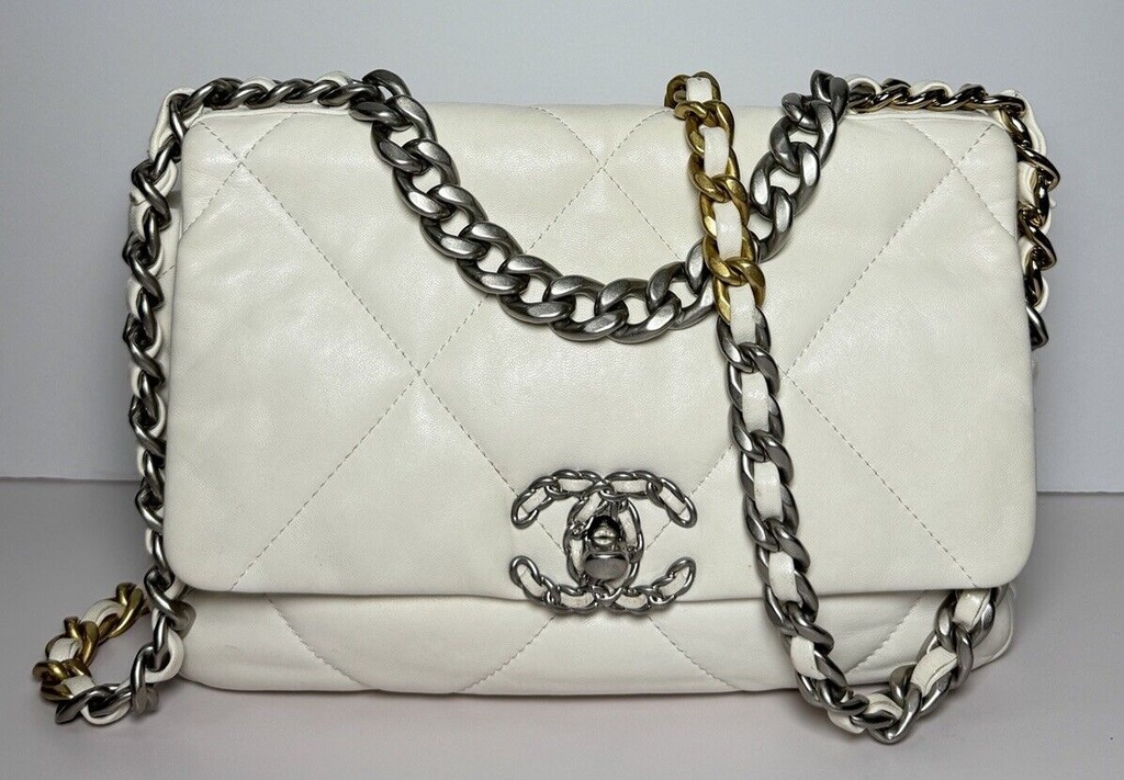 Chanel 19 Flap Bag Quilted Leather Medium - EK496NK5