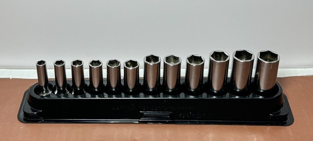 Snap On 12 pc 3/8" Drive 6-Point Metric Flank Drive Deep Socket Set - 212SFSMY