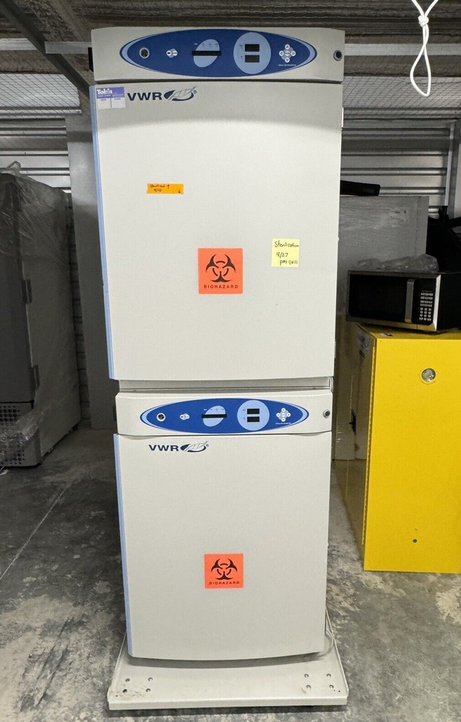 Combo Stack x2 VWR Air Jacketed CO2 Incubator, Model VWR51014991