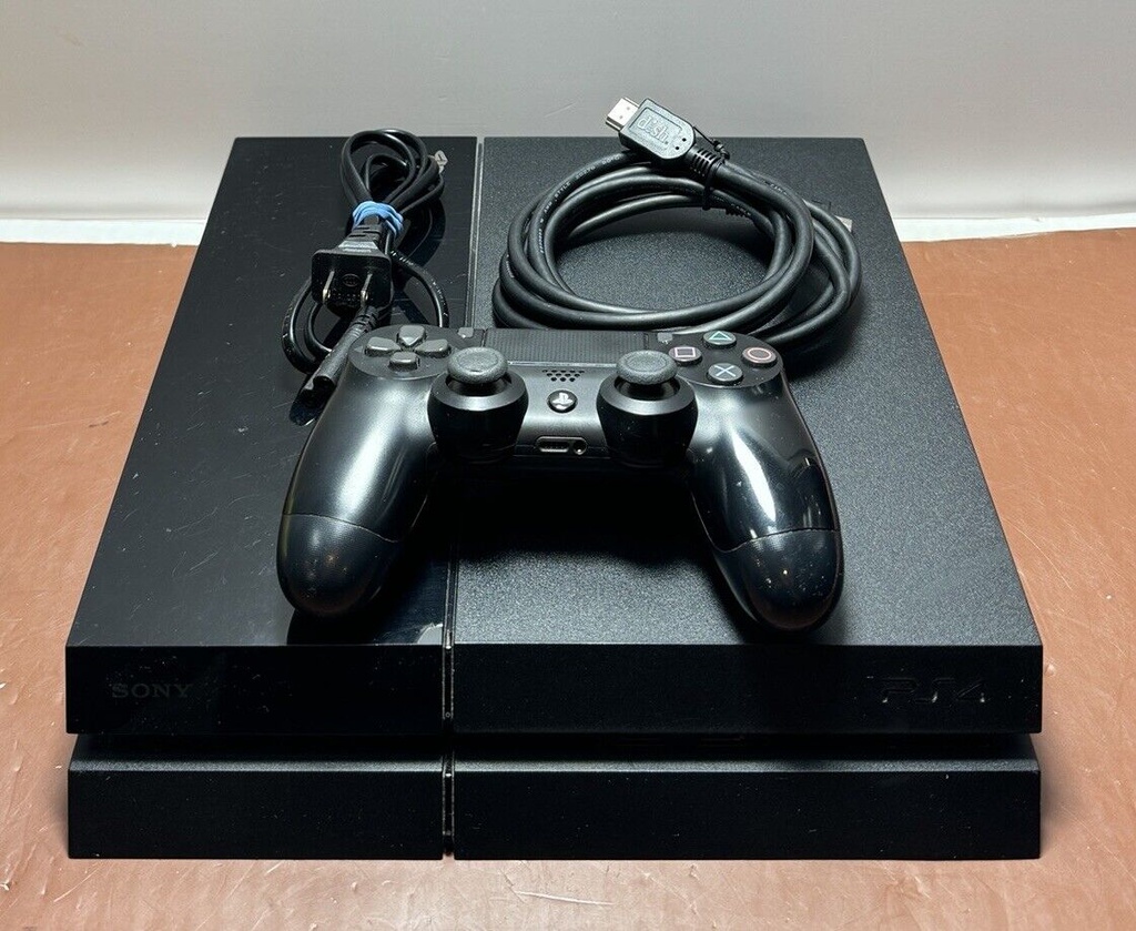 Sony Playstation 4 original  CUH-1001A +controller and cables