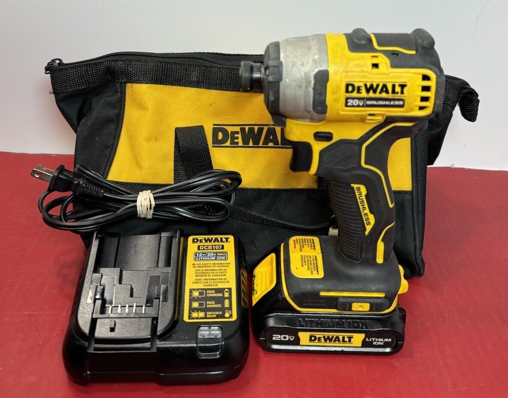 DEWALT 20v IMPACT DRIVER DCF809 with  Battery & Charger