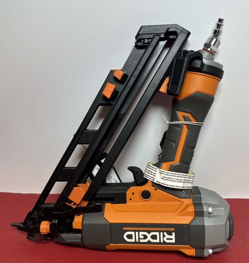 Ridgid 2 1/2 in Pneumatic 15 Gauge Angled Finishing Nailer W/ Bag Model R250AFF