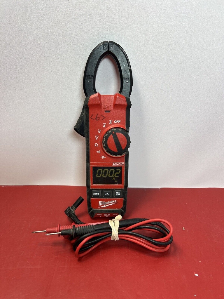 Milwaukee 2237-20 Clamp Meter 600V AD/DC - Pre-owned w/ Probes