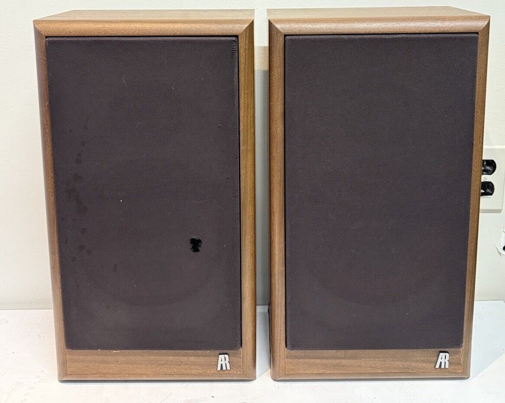 Vintage 1970s Acoustic Research AR28 B 2-Way Bookshelf Speakers