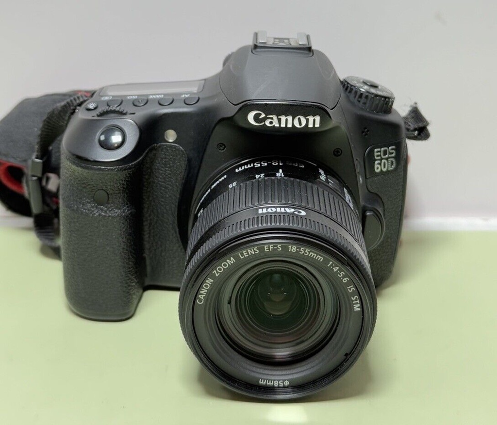 Canon EOS 60D camera with EFS 18-55mm IS +EF-50M 1:1.8 II Lenses