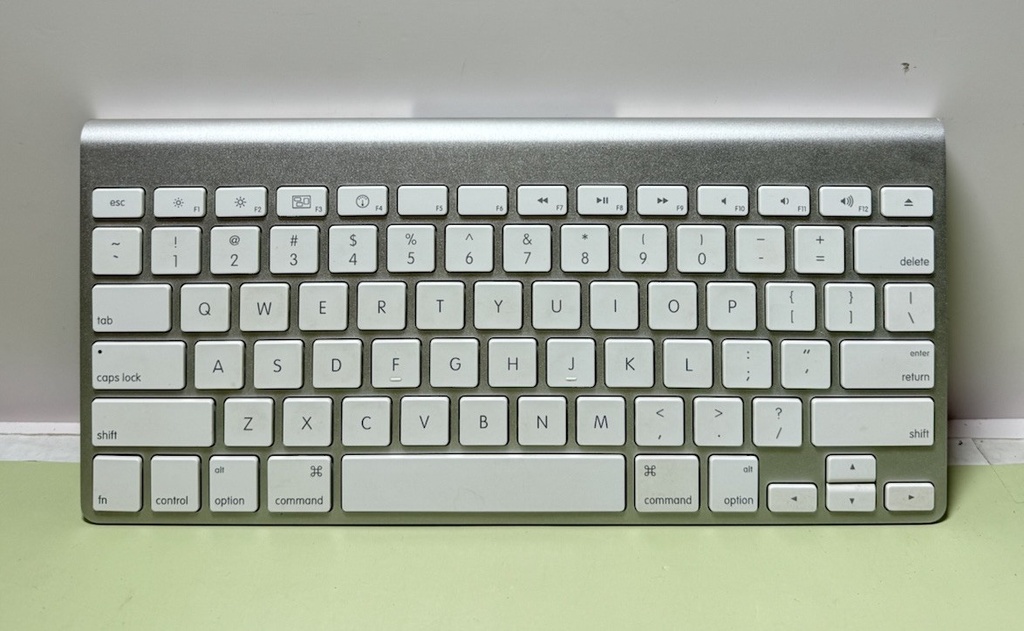 Apple Magic Keyboard Wireless Bluetooth A1314 iMac MacBook Mac Mini