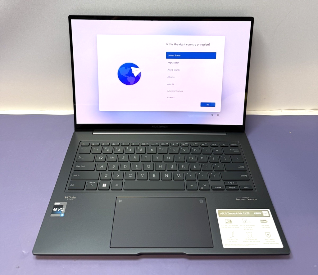 ASUS Zenbook 14.5" 2.8K OLED Touch QHD+120Hz  i5-13500H 8GB 512GB - Demo model