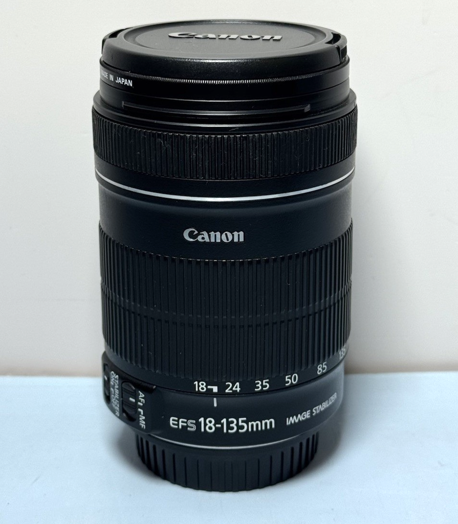 Canon EF-S 18-135mm f/3.5-5.6 IS Nano USM Zoom Lens