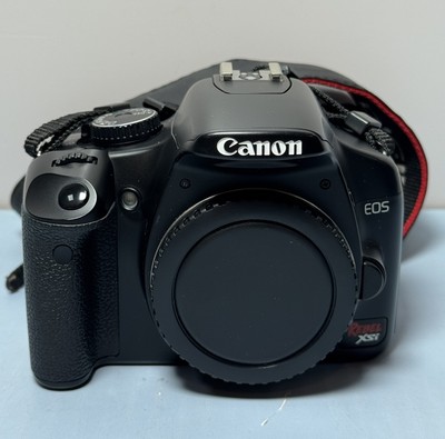 Canon EOS Rebel XSi DS126181 Digital SLR Camera Body W/ Batt Charger