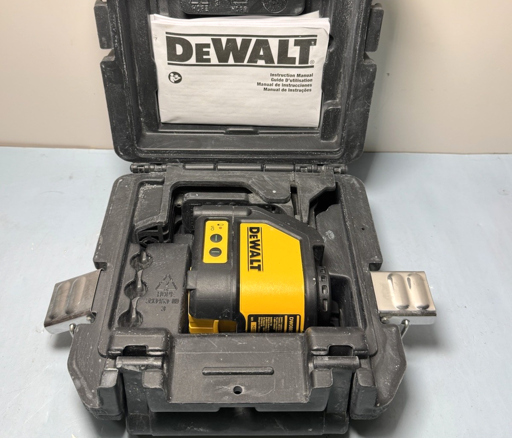 Dewalt Green Self-Leveling Cross Line Laser Level DW088CG