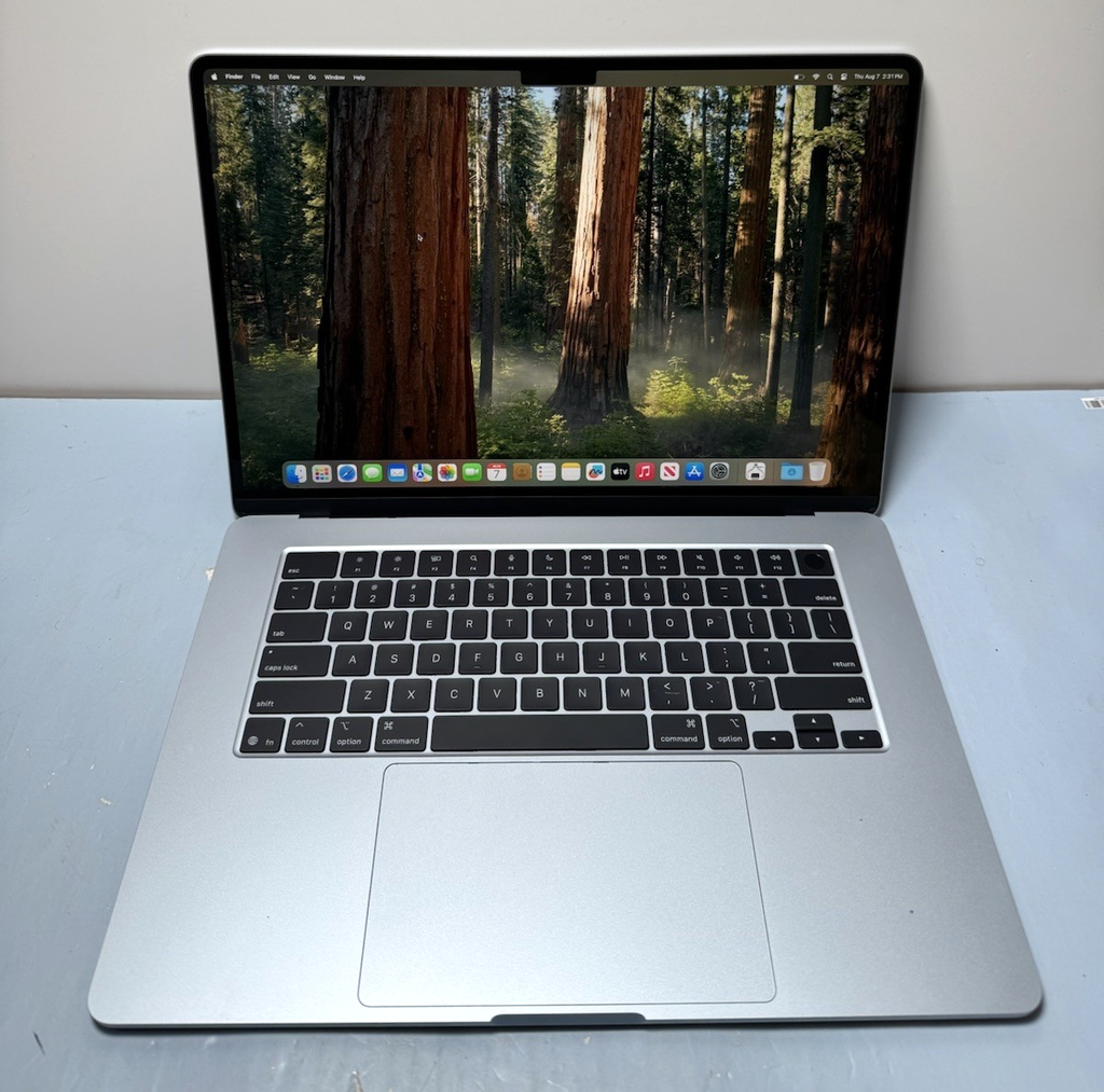 Apple MacBook Air 15" 2025 M4 A3241 SKY Blue 16GB, 256GB, 10 CORE GPU, 100% Batt