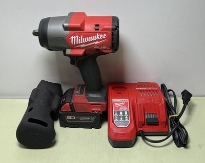 [12561-3] Milwaukee 2967-20 M18 FUEL 18V 1/2 in High Torque Impact Wrench W/ Batt&Charger
