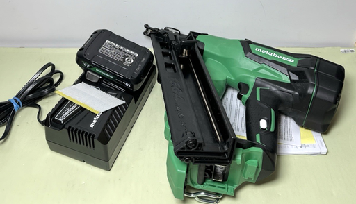 [12582-1] Metabo HPT NT1865DMA(S) 18V 2-1/2-in 15 Gauge Cordless Angled Finish Nailer Kit