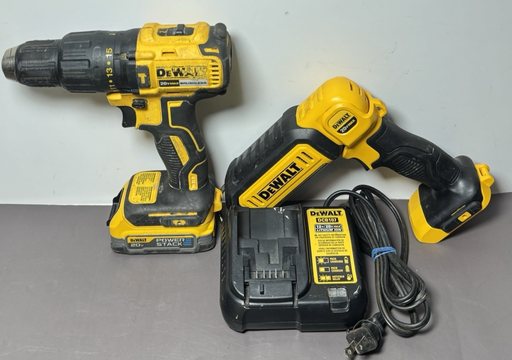 [13124-3] Dewalt 20V MAX LED Hand Light DCL050+DCD778  1/2'' Hammer Drill w/batt7charger