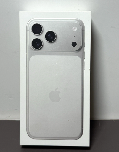 [13062-1] Apple iPhone 17 Pro Max  256GB Silver -Unlocked, 100% battery, Mint condition