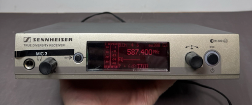 [13466-2] Sennheiser True Diversity Receiver EM300 G3 & Frequency 566-608MHz *No Antenna*