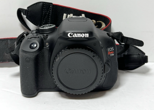 [13513-1] Canon EOS Rebel T3i Digital SLR 18 MP Camera - Body Only w/charger& battery