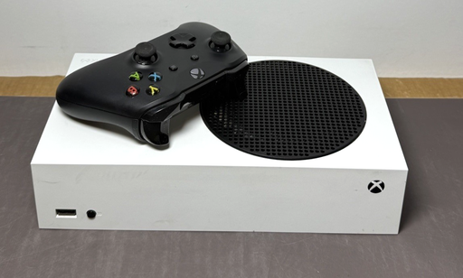 [13914-1] Microsoft Xbox Series S 512GB Console Gaming System White with controller/cables