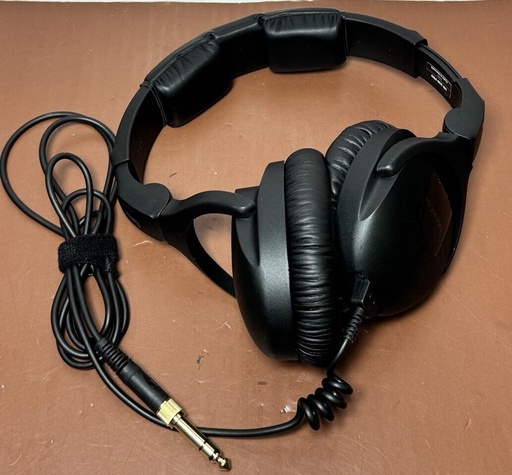 [7406-5] SENNHEISER Professional HD 300 PRO Over-Ear Broadcast Headphones