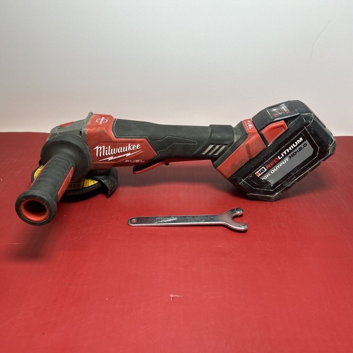 [7476-7, 7476-6] Milwaukee M18 Fuel 4-1/2 in./5 in. Grinder w/Paddle Switch - 2880-20 w/ 12.0 aH