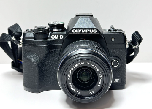 [9377-1] Olympus OM-D E-M10 Mark IV Mirrorless Camera w/14-42mm EZ Lens (Black)