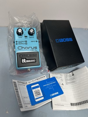 [10347-1] BOSS WAZA CRAFT CE-2W Chorus Effect Pedal Made in Japan
