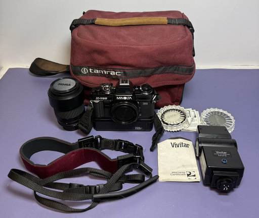 [10459-1] Minolta X-700 Film Camera w/ Power Winder, Sigma 35-135mm Lens, Flash Bundle