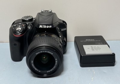 [10793-1] Nikon D3300 Black w/ Nikkor AF-S 18-55mm VR DX Lens *16612 Shutter Count
